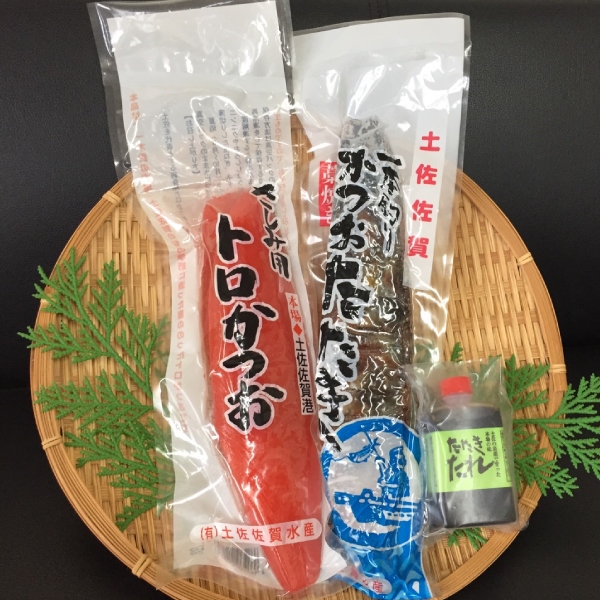 土佐佐賀水産 藁焼き鰹たたき1本とトロカツオ1本セット